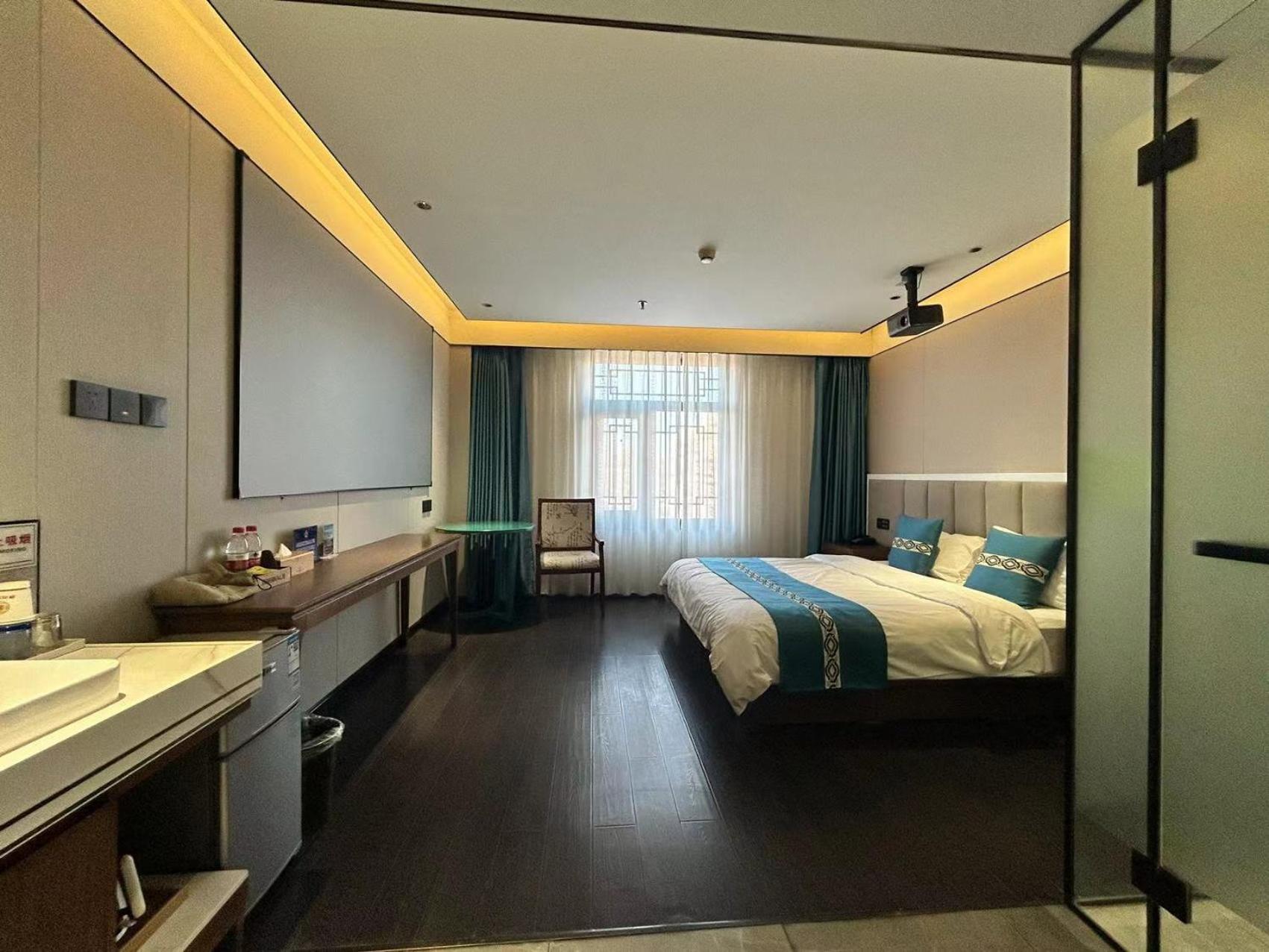 Beijing Tangfu Hotel - Located In The City Center Adjacent To The Subway Station Close To Nanluoguxiang Gulou Lama Temple Tiananmen Square Forbidden City Temple Of Heaven Providing Laundry Car Rental And Ticketing Services Kültér fotó