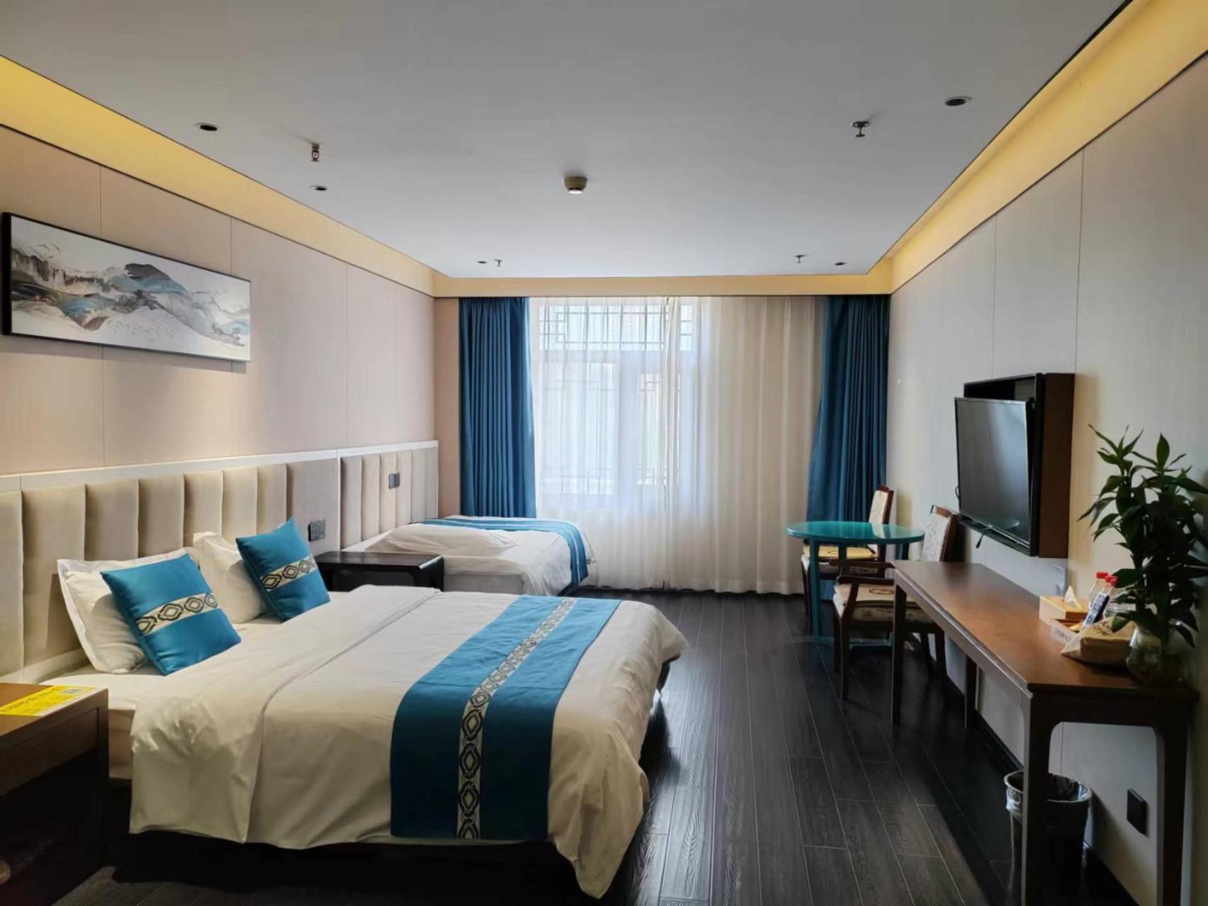 Beijing Tangfu Hotel - Located In The City Center Adjacent To The Subway Station Close To Nanluoguxiang Gulou Lama Temple Tiananmen Square Forbidden City Temple Of Heaven Providing Laundry Car Rental And Ticketing Services Kültér fotó