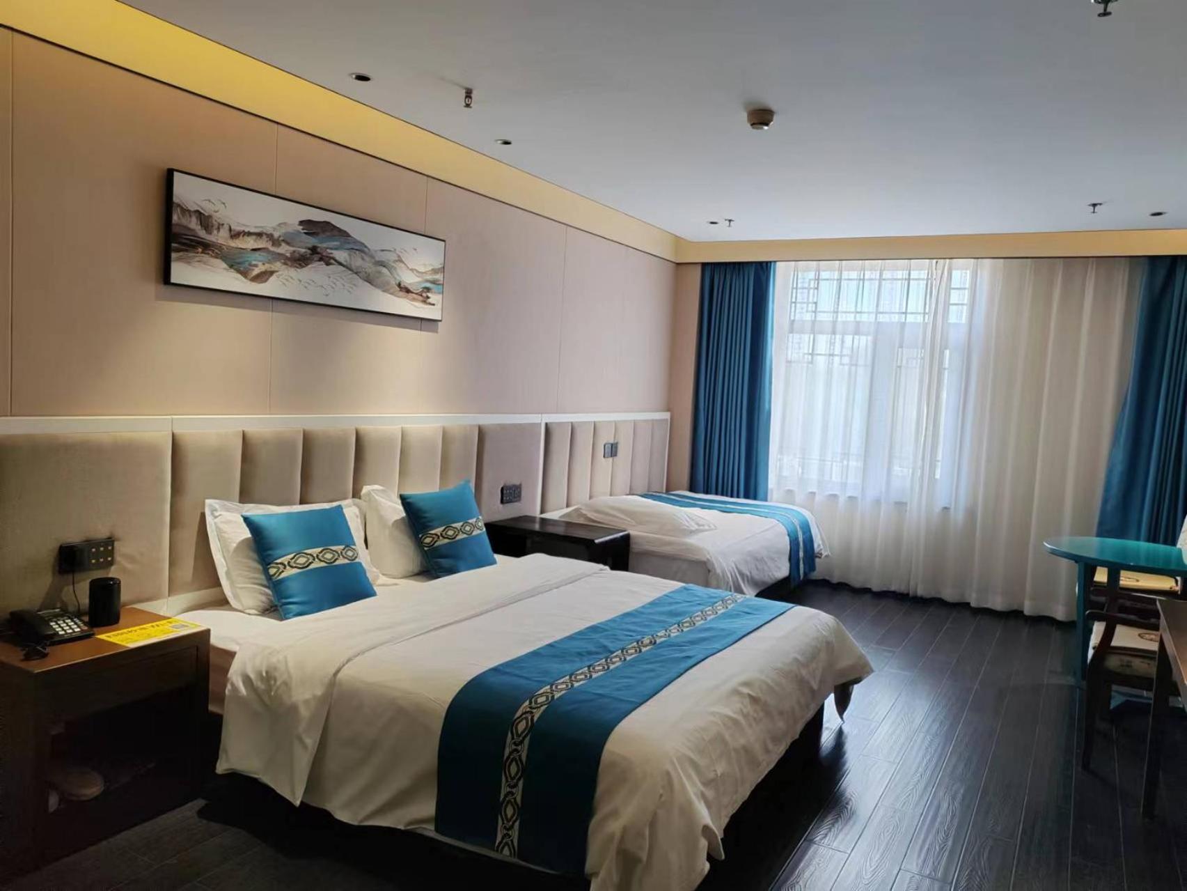 Beijing Tangfu Hotel - Located In The City Center Adjacent To The Subway Station Close To Nanluoguxiang Gulou Lama Temple Tiananmen Square Forbidden City Temple Of Heaven Providing Laundry Car Rental And Ticketing Services Kültér fotó