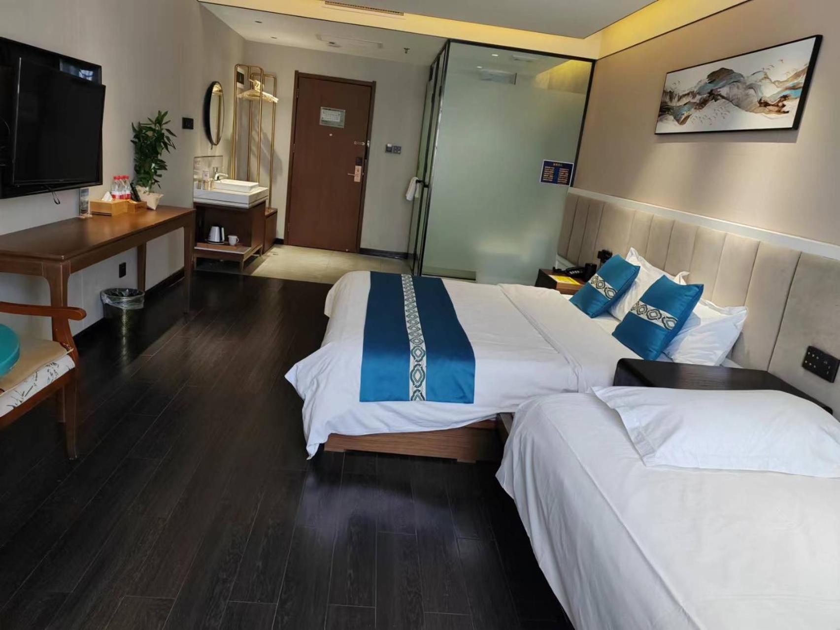 Beijing Tangfu Hotel - Located In The City Center Adjacent To The Subway Station Close To Nanluoguxiang Gulou Lama Temple Tiananmen Square Forbidden City Temple Of Heaven Providing Laundry Car Rental And Ticketing Services Kültér fotó
